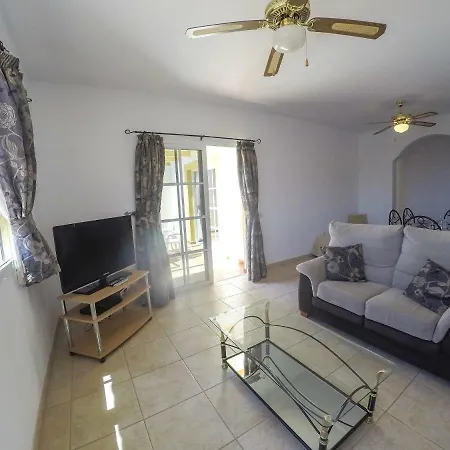 Cozy Refugio - 2 Bedrooms, Free Wifi, Pool, Golf And Ocean View Caleta De Fuste