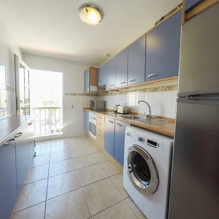 Cozy Refugio - 2 Bedrooms, Free Wifi, Pool, Golf And Ocean View *